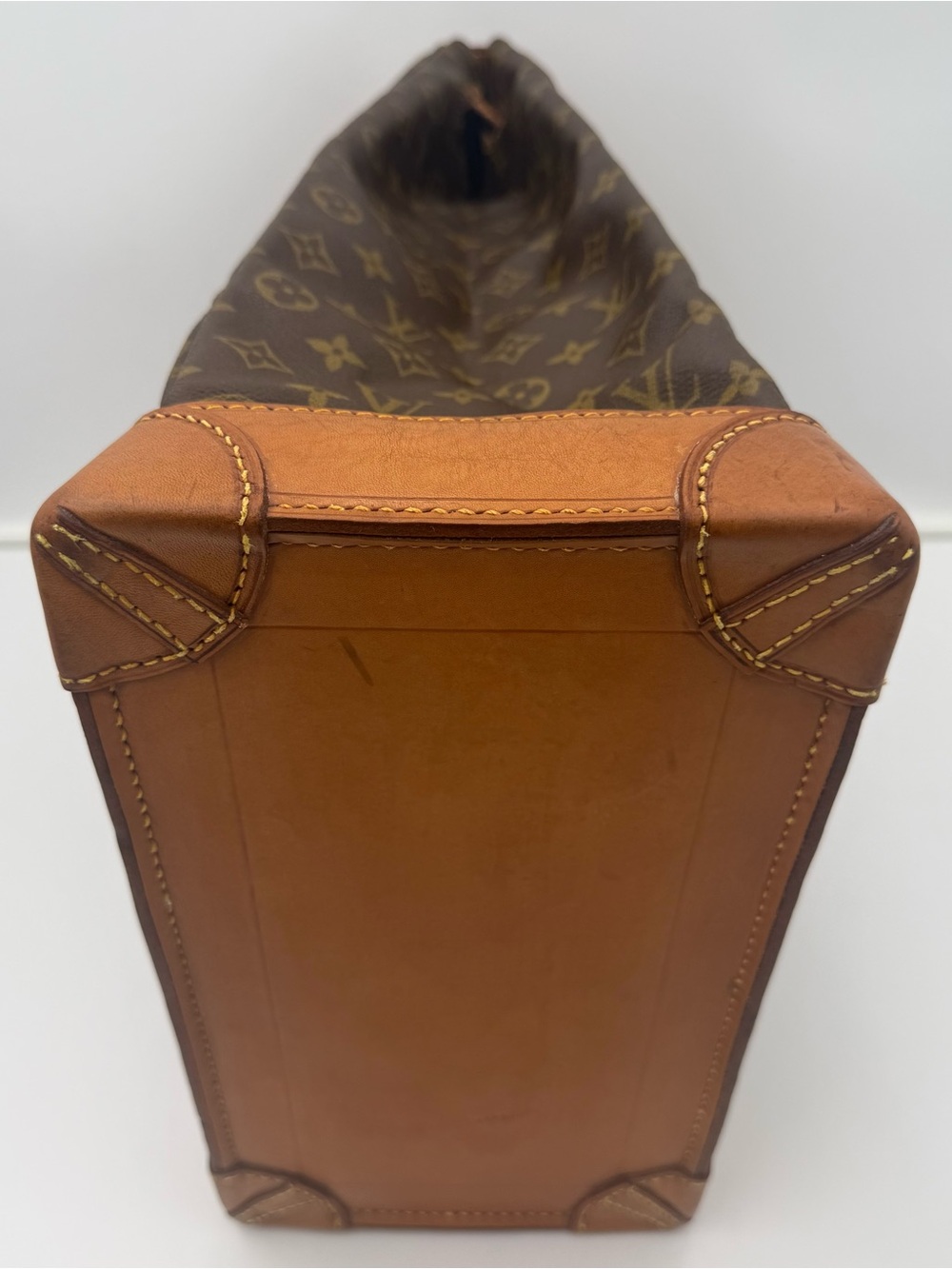 LOUIS VUITTON 1854 PARIS • STEAMER 35 BAG • Made in FRANCE - Picture 11 of 16
